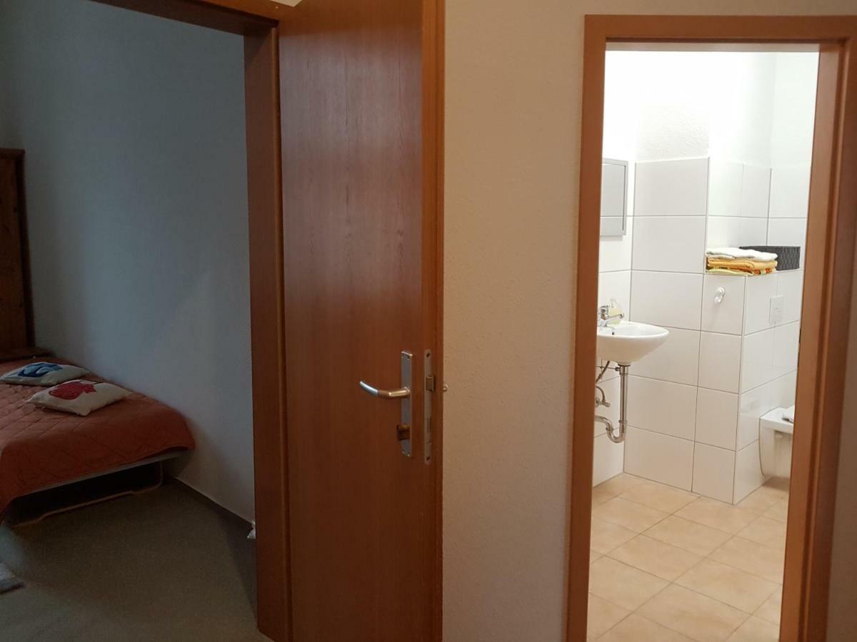 Unterkunft Einfach Und Zentral Erfurt Exterior photo